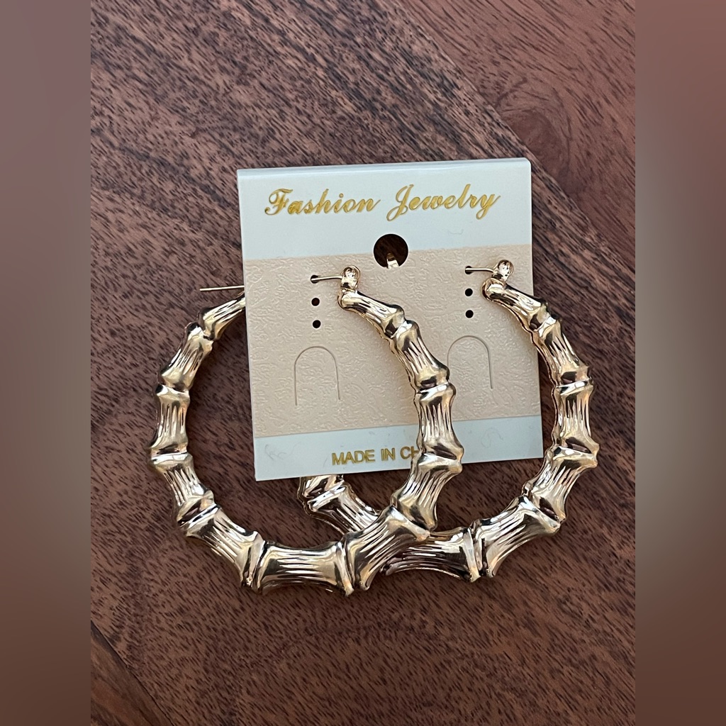 Givvy - Gold Tone Bamboo Hoop Earrings For Pierced Ears